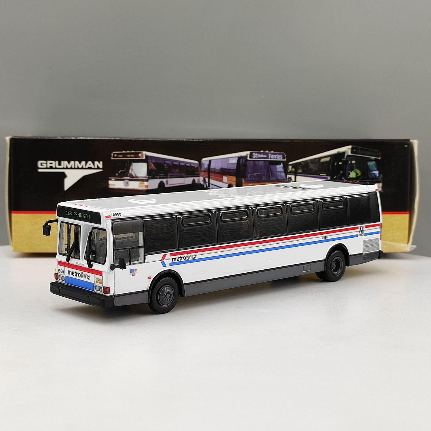 Diecast IR 1:87 Scale Vintage  - Vintage Collectible Cars 评论和价格