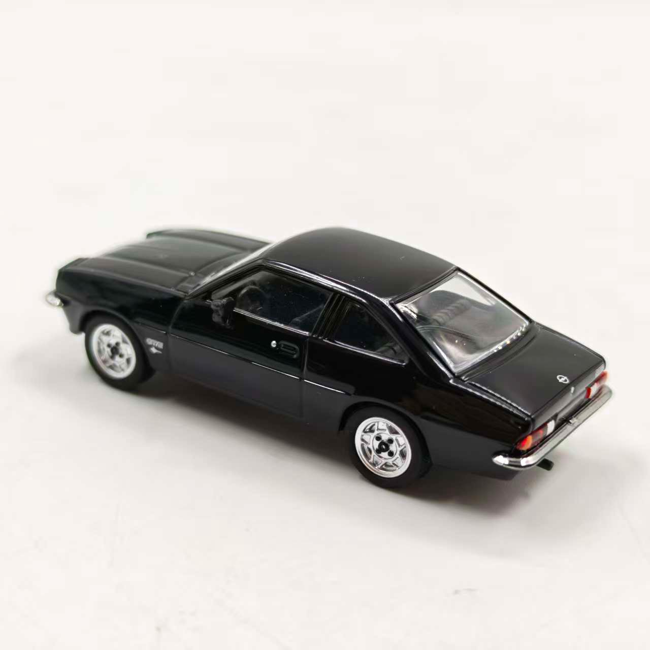 Herpa 1/87 Scale OPEL GT/E Spo - Vintage Collectible Cars 评论和价格
