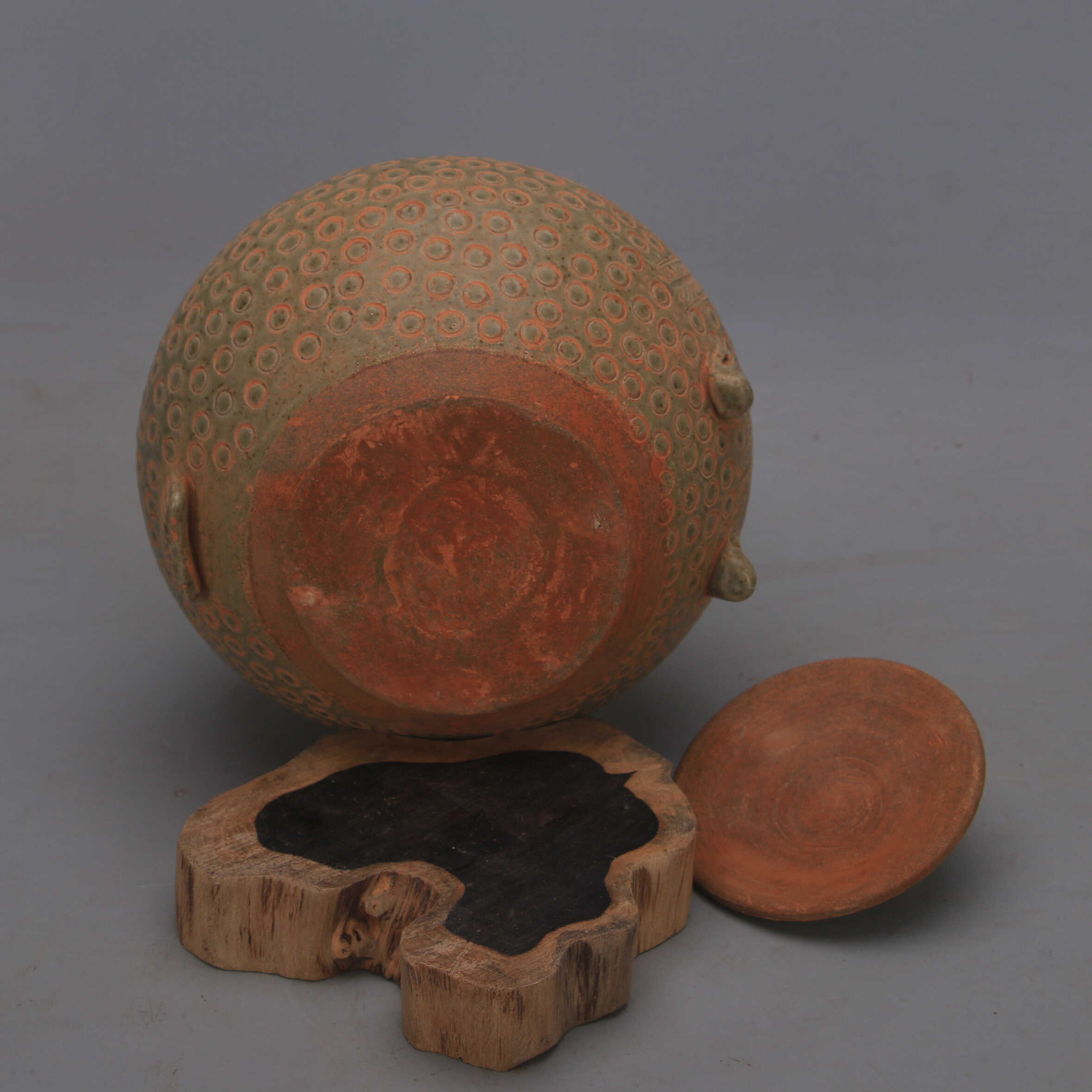 Tang Dynasty Yue Ware Celadon  - Vintage Collectible Pottery 评论和价格